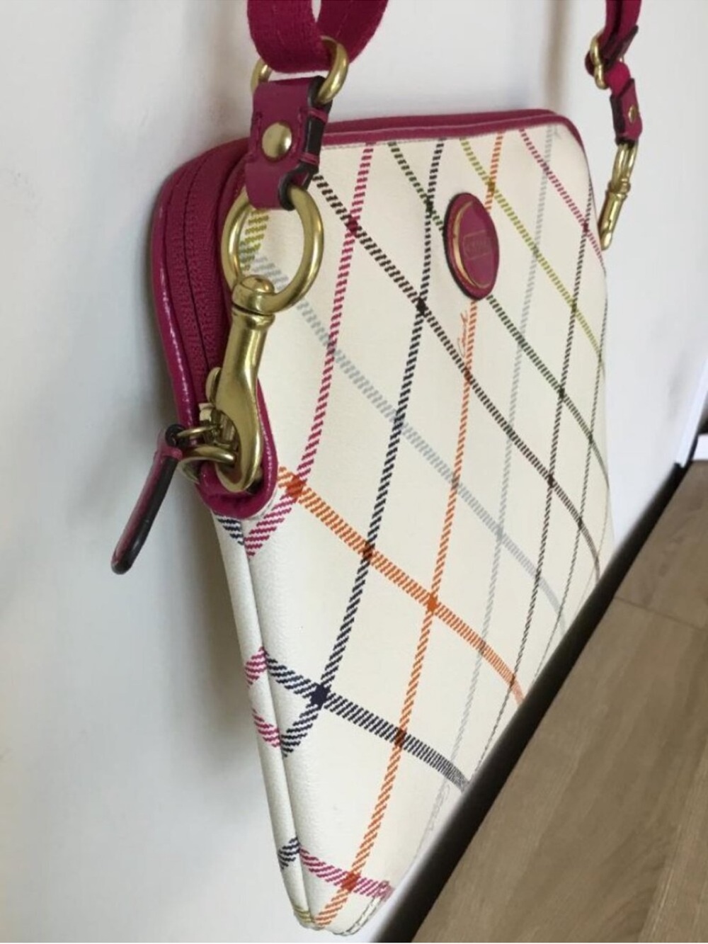 Like NEW Coach Tattersall ALERT plaid Peyton tablet iPad or CLUTCH LIKE NEW - Picture 4 of 16